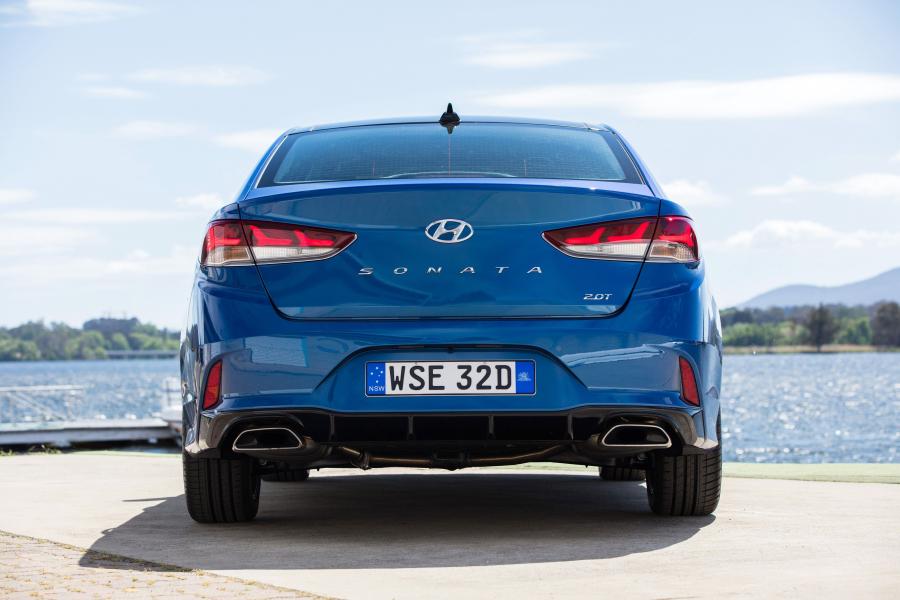  Hyundai Sonata 2.0T Premium (LF) 2017 года  (AU) (фото 13 из 30)
